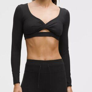 Lululemon Ribbed Nulu Long-Sleeve Bra Top Light Support, B/C Cup LARGE Black